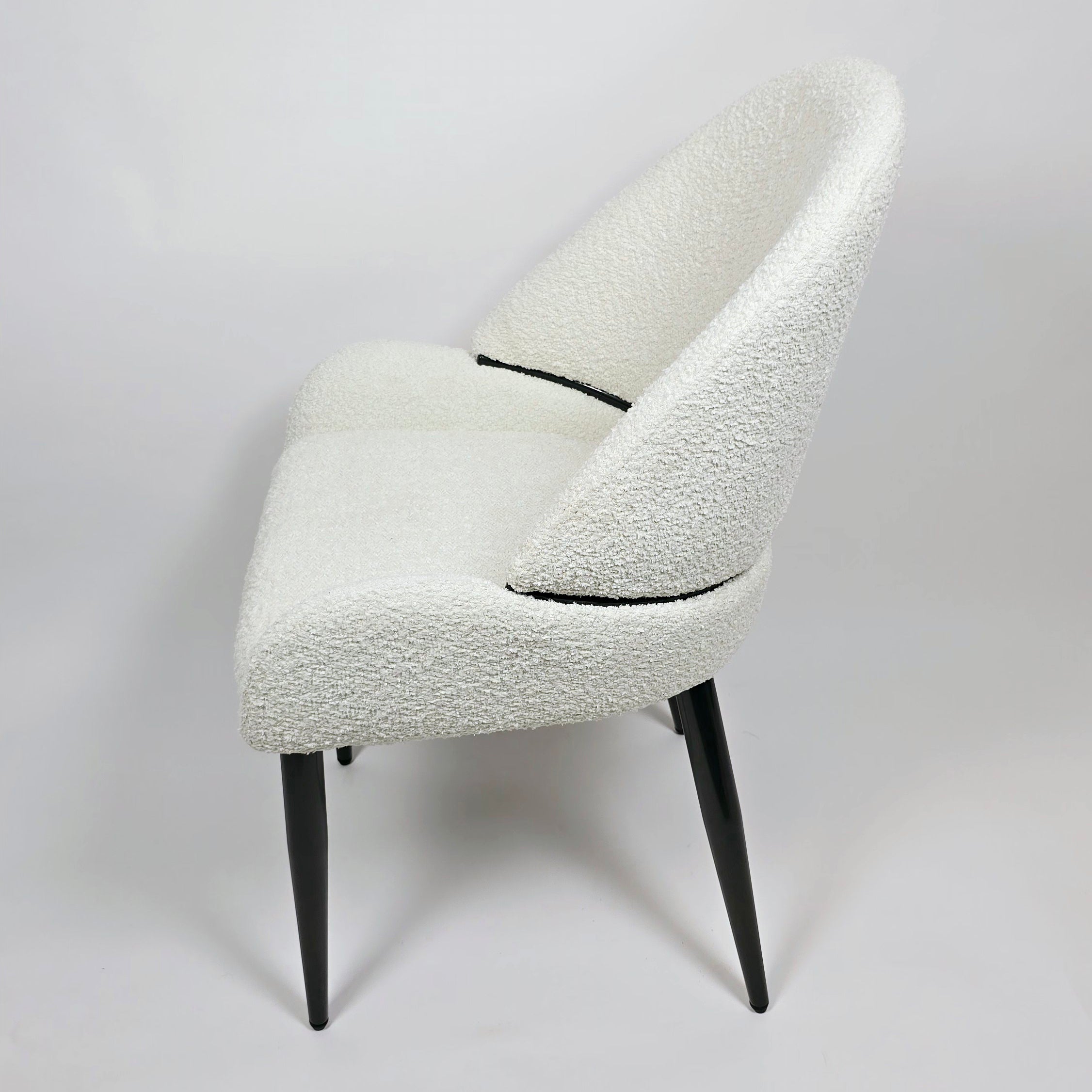 Luxury chair with modern design
