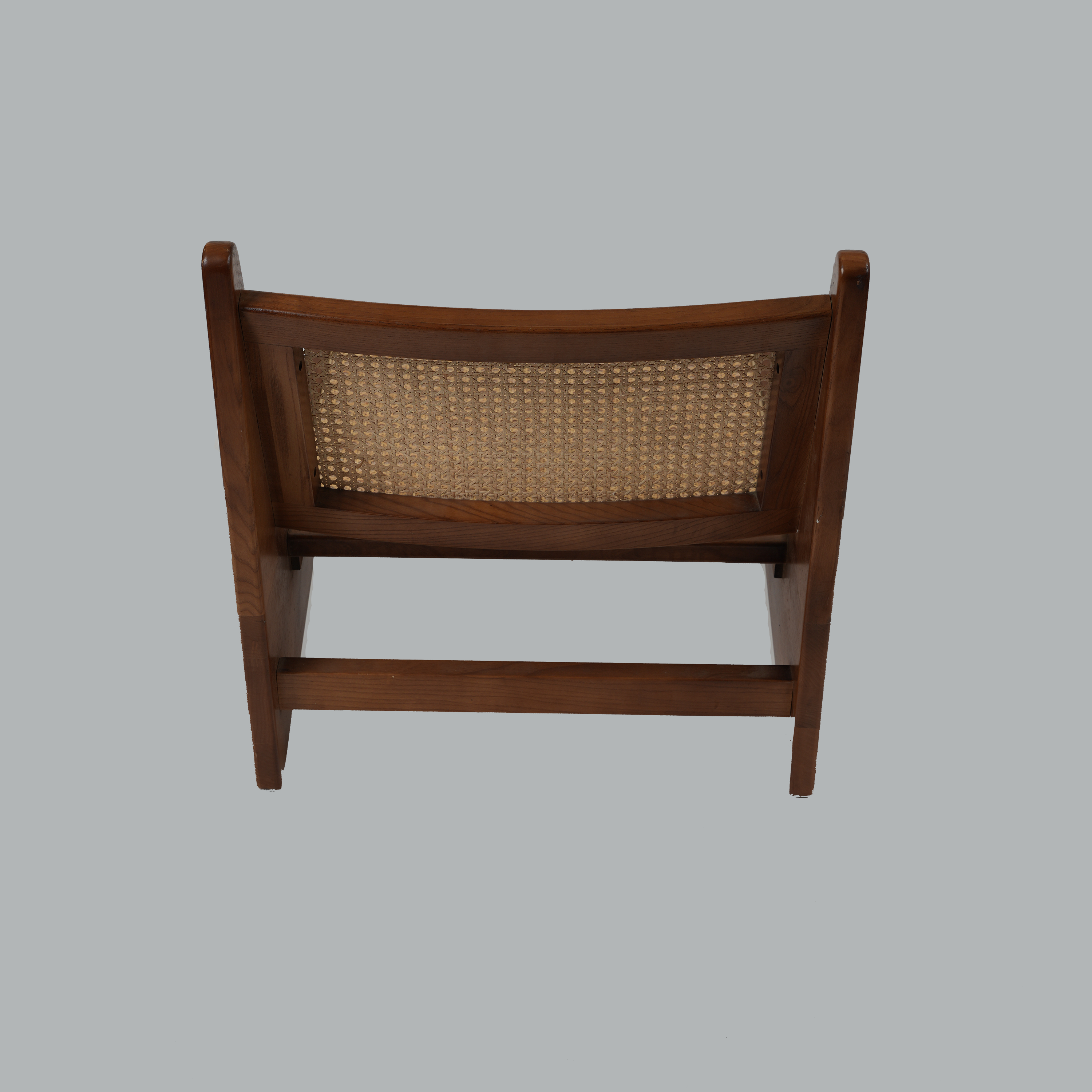 كرسي لو كينغ (Lounge Chair) بقماش القش